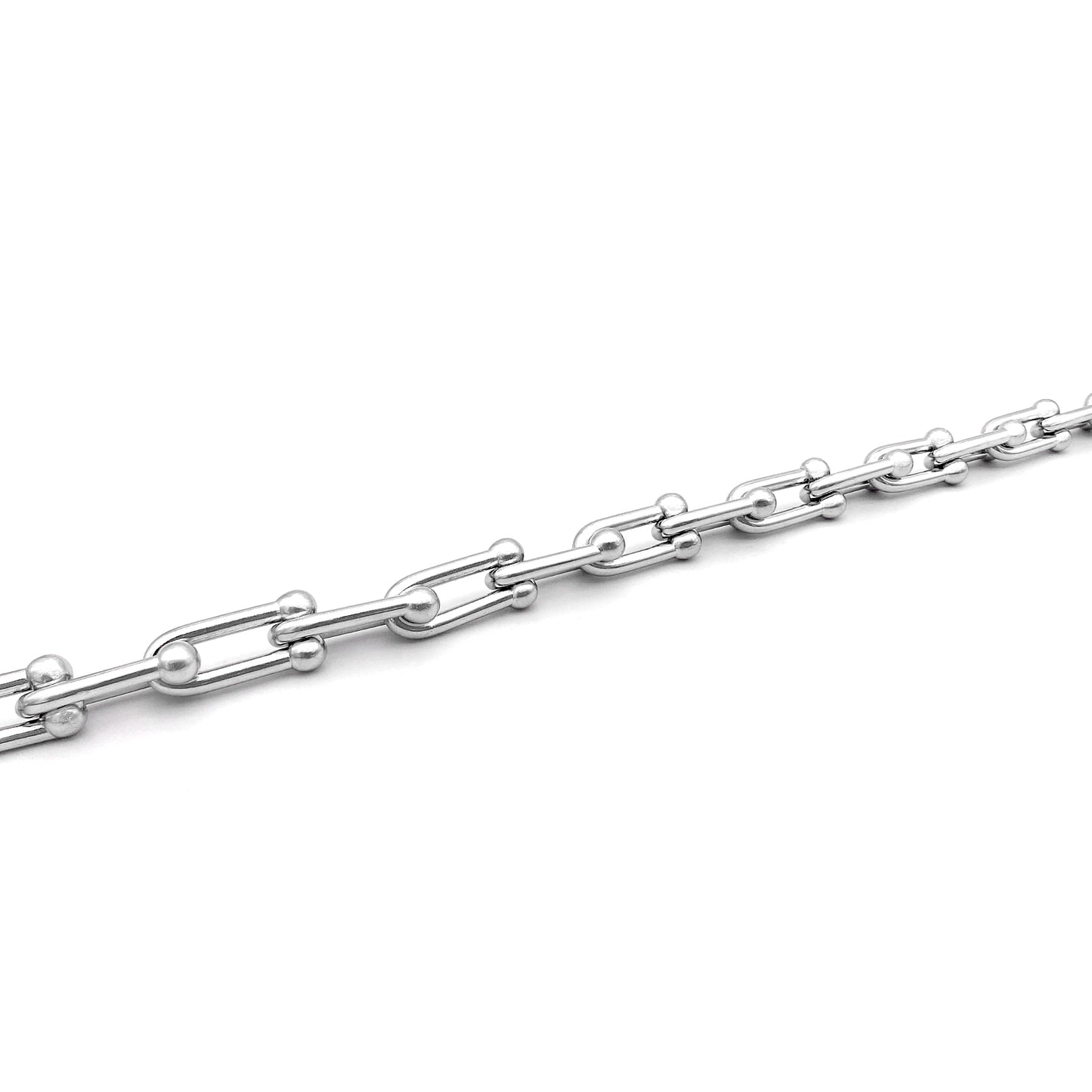 ARMOURED SHACKLE