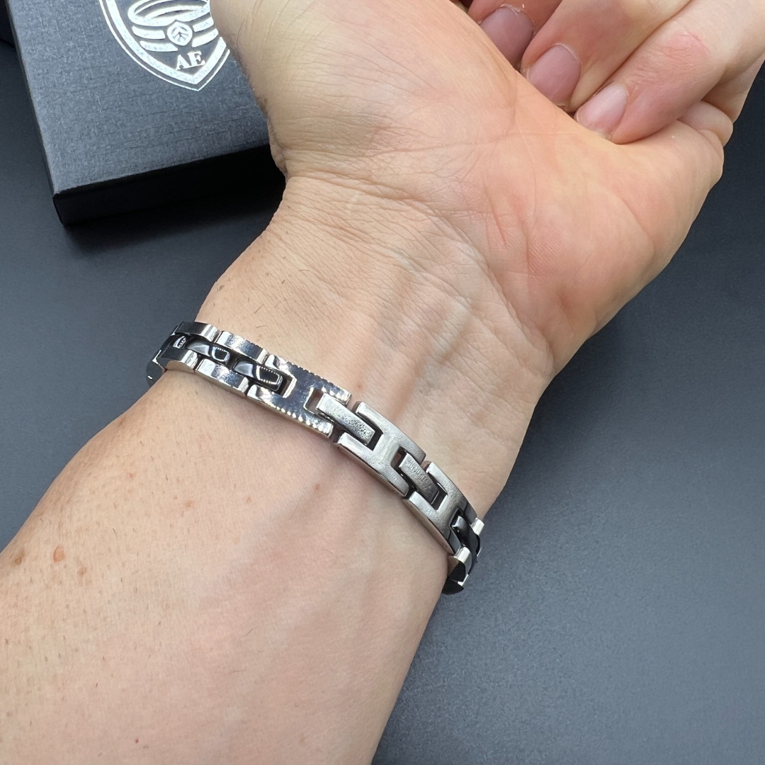 STEEL ECLIPSE (Pre-Order)