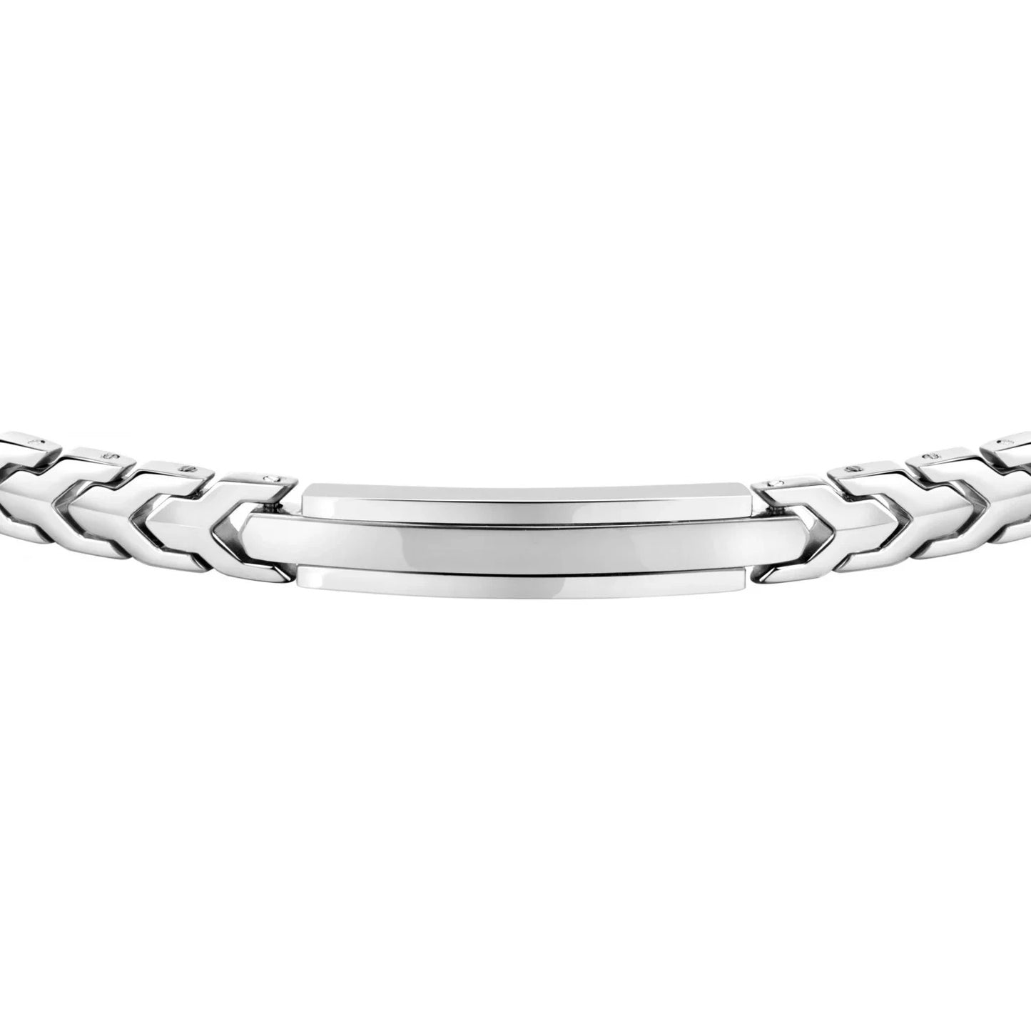Close-up studio image of the Aegon bracelet’s centerpiece and V-link chain pattern in polished stainless steel finish.